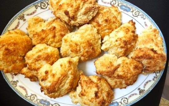 ROSEMARY GOAT CHEESE BISCUITS
