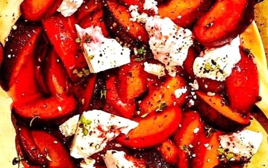 PLUM AND FETA SALAD