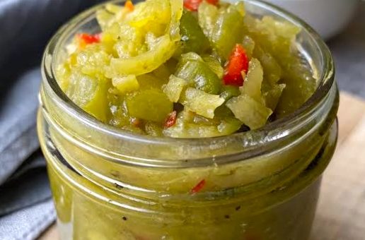 GREEN TOMATO LILY PICKLE